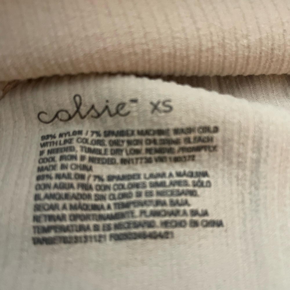 Colsie Cream Ribbed Top - Picture 3 of 3